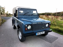 1998/R LAND ROVER DEFENDER 90 300 Tdi Truck Cab/Pick Up with iFor Williams